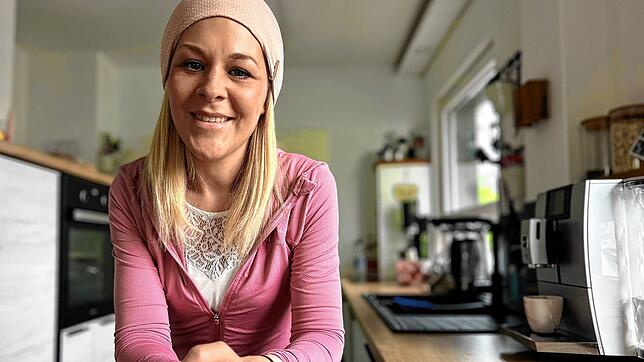 Nina Brugger im Mai 2025. Im November hat die 36-jährige Leukämiepatientin eine Stammzellspende ihres Bruders Marc erhalten.