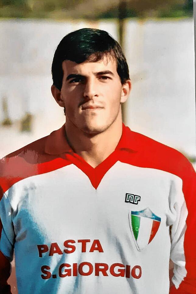 Jungprofi in Italien: Giuseppe Pavano verdiente einst Geld mit dem Fußball in seiner Heimat.