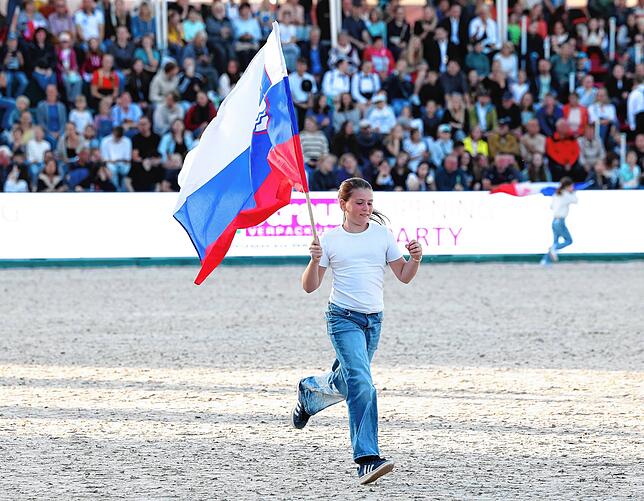 Bild 23: Zwischen Adrenalin und Tradition: Der spektakuläre Showabend beim Fest der Pferde auf den Immenhöfen