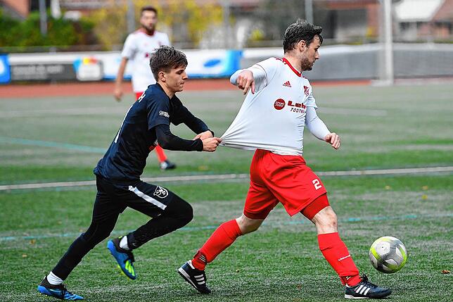 Bild 22: Keine Tore beim Spiel des FC Schönau gegen den SV Buch &ndash; aber viele Bilder!
