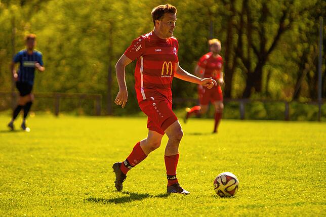 Bild 6: SG FC Wehr/Brennet und FC Wallbach der trennen sich im Derby ohne Tore &ndash; aber wir haben Bilder!