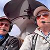 Yuriy Yakovlyev (links) am Steuer eines seiner Aeroprakt-Leichtflugzeuge. Er sei selbst sein &bdquo;eigener Testpilot&ldquo;, sagt der ...
