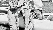 Elo Umlauf (v.l.), Fritz Ganz und Werner Kramer – Piloten am Hotzenwaldsegelflugwettbewerb 1968.