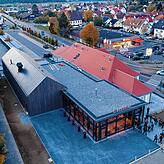 Im ehemaligen Bahnhof ist die Erlebnisgaststätte &bdquo;Barfüsser&ldquo; eingezogen.