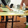 Alle Hände voll zu tun hatten die vielen Wahlhelfer in den einzelnen Wahllokalen und den diversen Briefwahlvorständen. So wie im Rathaus ...