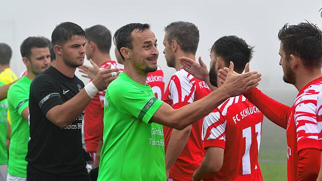 Steffen Huber geht voran: Der Routinier führt die Mannschaft der SG Mettingen/Krenkingen &ndash; hier im abgebrochenen Nebel-Derby beim ...