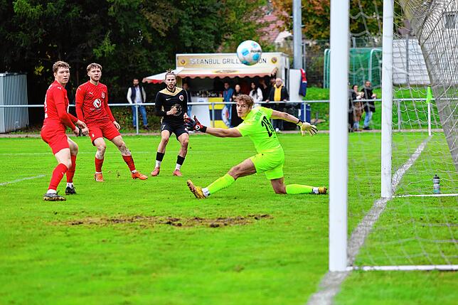 Bild 9: Unsere große Bildergalerie vom Verbandsligaspiel zwischen dem TSV Singen und dem Freiburger FC