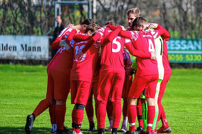 Bild 4: Spvgg. Wutöschingen siegt mit 4:0 beim SV Eggingen &ndash; und wir haben Bilder!