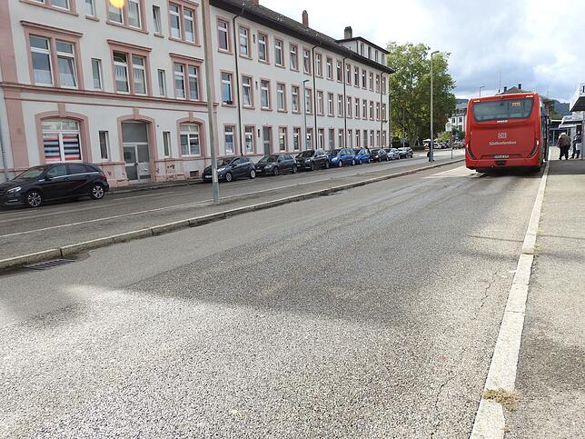 Der Busbahnhof soll verlegt werden, hier sollen Sozialwohnungen entstehen.