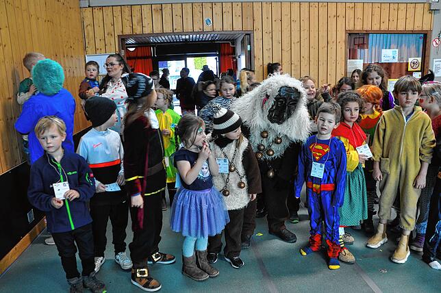 Bild 20: Viel Spaß beim Kinderball in Leimbach
