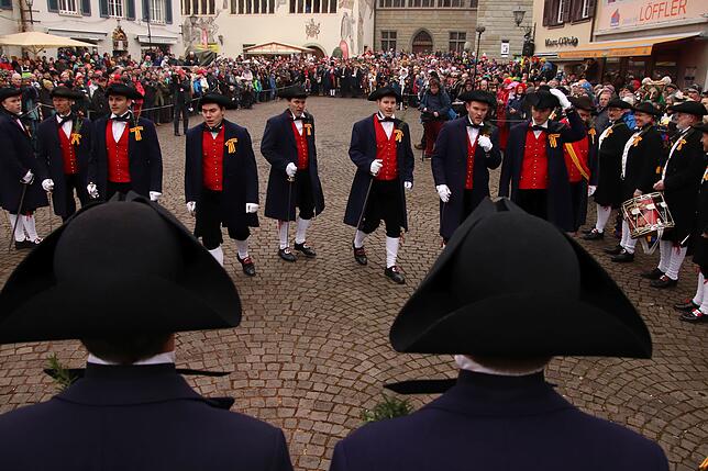 Bild 9: Schwerttanz beim Narrentag: In Bildern und Videos zum Nacherleben