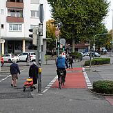 Am Zähringerplatz häufen sich die Konflikte von Fußgängern und Radfahrern. Beide haben zu wenig Platz. Der Technische Ausschuss möchte ...