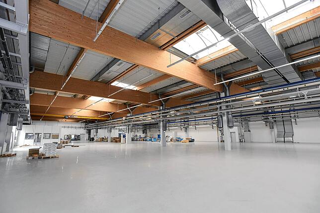In dieser Halle wird künftig das IMS Gear-Ausbildungszentrum untergebracht sein. Der Umzug vom jetzigen Standort im Werk Allmendshofen ...