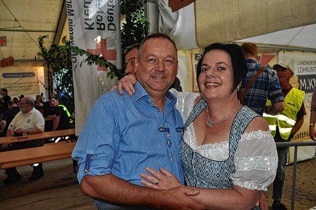 Bild 39: Vollgasstimmung war bei der Dirndl- und Lederhosenparty in Leimbach