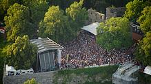 Das Hohentwiel-Festival lockt Jahr für Jahr viele tausend Besucher auf den Singener Hausberg. In diesem Jahr tretet Sarah Connor, ...