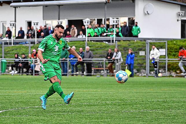 Bild 46: SV Herten besiegt den FC Erzingen mit 3:0 &ndash; und wir haben Bilder!