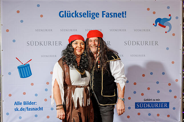 Bild 8: Die Narren im Konzil an der SÜDKURIER-VIP-Wand (Teil 1)