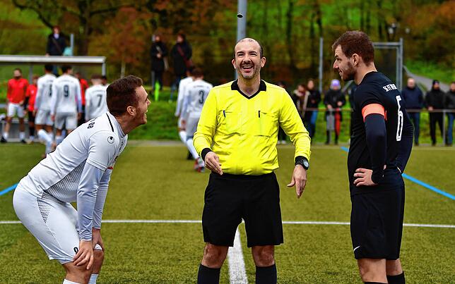Bild 2: SG FC Wehr/Brennet besiegt den FC Schönau mit 3:0 &ndash; und wir haben Bilder!