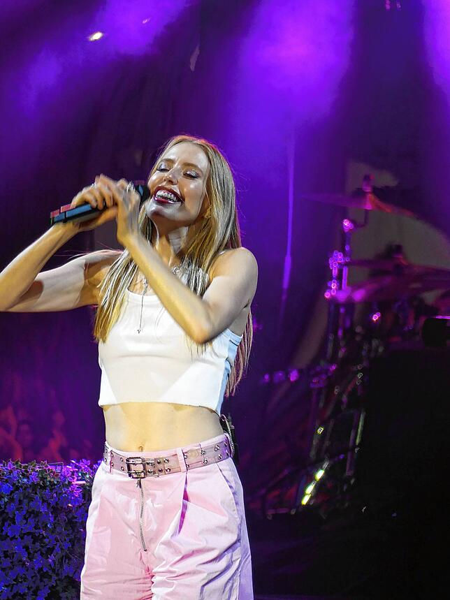 Bild 1: Die schönsten Bilder vom Openair-Konzert von Lea in Markdorf