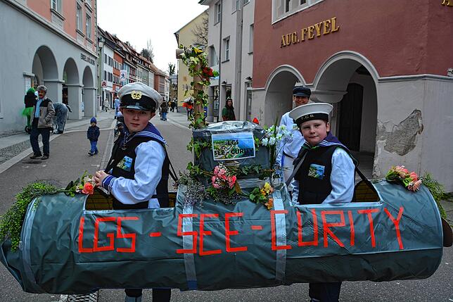 Bild 11: Bilder vom Narrensturm auf das Rathaus in in Überlingen