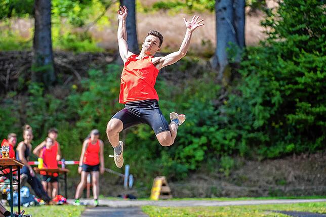 Bild 23: Sport und Spaß bei Turnfest des Markgräfler-Hochrhein-Turngaus auf dem Dachsberg &ndash; wir haben Bilder!