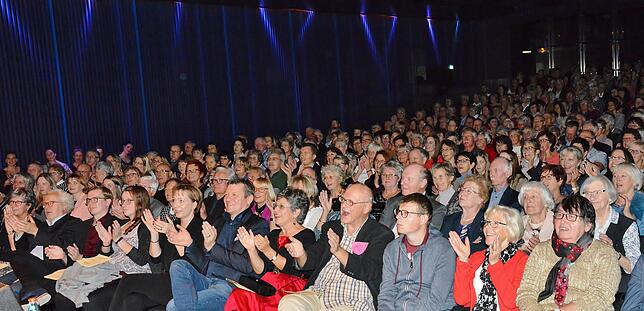 Ausverkauft und volle Begeisterung im Strawinsky-Saal: Die GUB setzt mit Donaueschinger Talenten einmal mehr ein tolles Ereignis um. ...