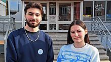 Alan Arvaj und Paula Birk moderierten die Podiumsdiskussion. „Wir sind beide politisch interessiert, das hilft natürlich in der ...