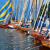 Die bewunderten und vielfach fotografierten Stars der Internationalen Bodenseewoche in Konstanz: klassische Segelyachten aus Holz. ...