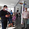 Landtagskandidat Niko Reith (links) besucht in der Sozialstation in Blumberg auf die Tagespflege. Unser Bild zeigt ihn im Gespräch mit ...
