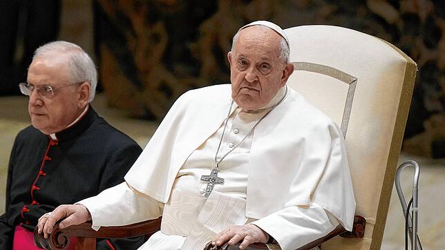 Papst Franziskus, hier bei der Generalaudienz, hat der Ukraine nahegelegt, Friedensverhandlungen zu starten.