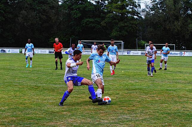 Bild 2: SV BW Murg gewinnt klar gegen den SV Obersäckingen &ndash; und wir haben Bilder!