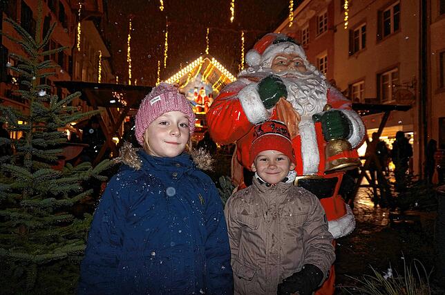 Bild 21: Weihnachtsmarkt macht einfach Spaß: Die schönsten Bilder aus Waldshut vom Samstagabend
