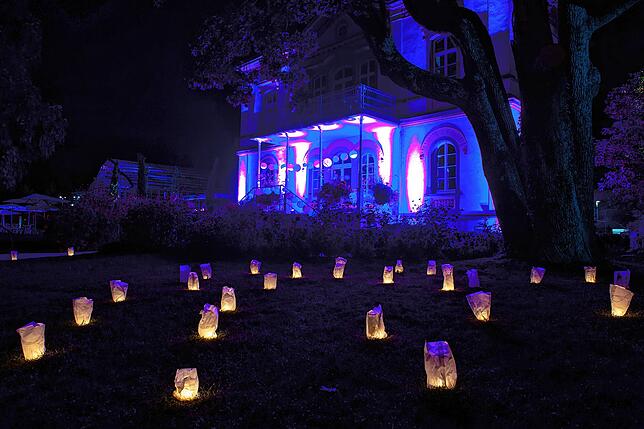 Bild 19: Lichtgestalten erobern das Gelände der Landesgartenschau &ndash; hier gibt es die Bilder