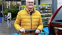 Auch Roland Hipper, regelmäßig Kunde bei Edeka in der Lippertsreuter Straße in Überlingen, wurde von einem Knöllchen für einen ...