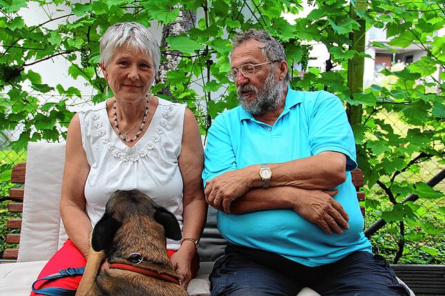 Thomas Albiez arbeitet seit 30 Jahren an einem kleinen und sparsamen Auto – dem Hotzenblitz. Seine Frau Brigitta war ihm dabei die ...