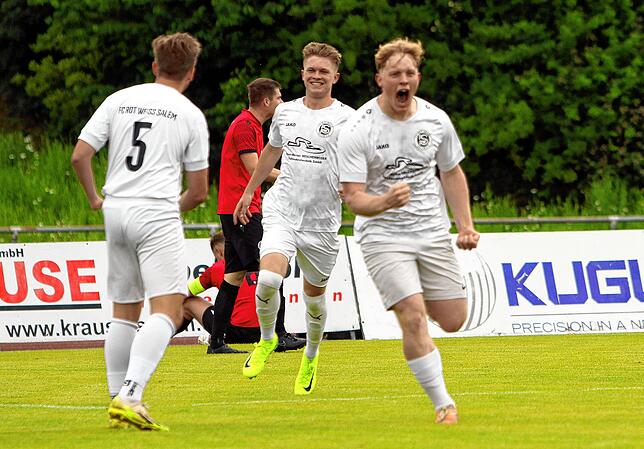 Bild 11: 1:1 im Aufstiegsduell zwischen FC RW Salem II und dem TV Konstanz. Wir waren mit der Kamera dabei!