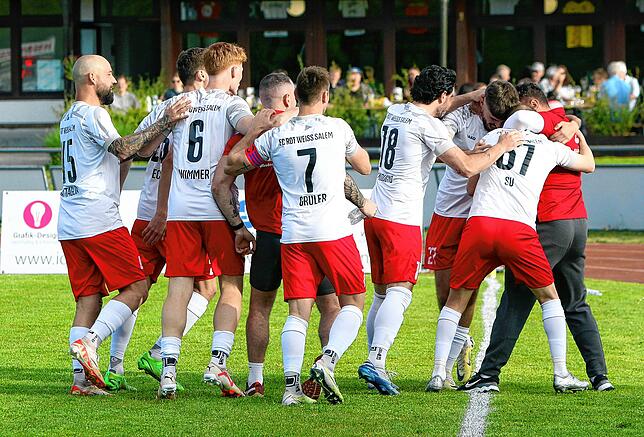 Bild 18: Unsere Bildergalerie vom Bezirksliga-Spitzenspiel zwischen dem FC RW Salem und TSV Aach-Linz