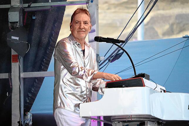 Bild 12: Mitreißender Auftakt beim Sound Beach Festival – ABBAmaniac liefert Hit auf Hit