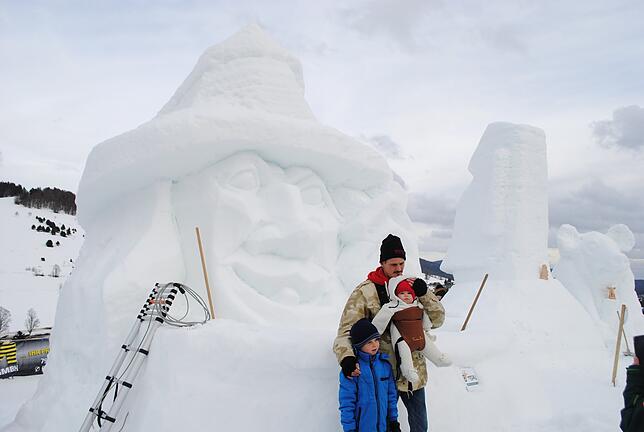 Bild 6: Schneeskulpturen-Festival in Bernau: Schauen Sie zu, wie aus Schnee Kunst wird