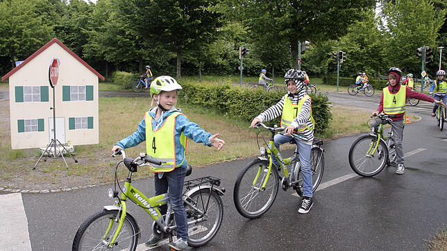 So sieht ein Verkehrsübungsplatz bei Überlingen aus, auf dem sich Kinder auf ihre Fahrradprüfung vorbereiten können. In Wallbach soll ...