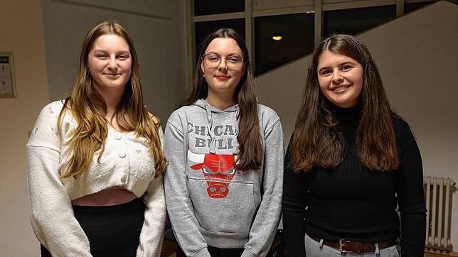 Das Kernteam des künftigen Jugendtreffs in der Gemeinde Moos (von links): Fabia Korhummel, Chiara Glaser und Mia Wieland. Auf dem Foto ...