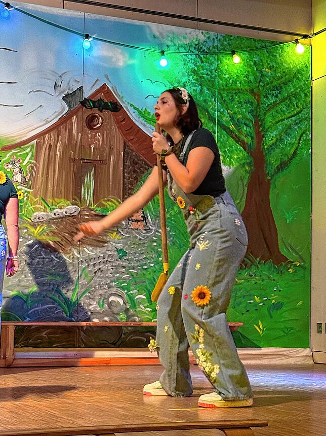 Bild 18: Bunte Fasnacht in Reckingen: Fasnachtsgärtner zeigen, wie man richtig feiert!