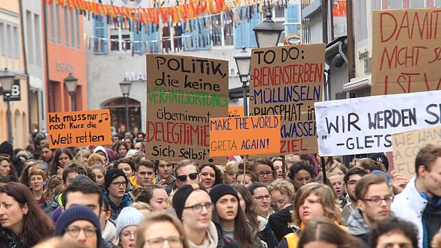 So voll und gerne noch viel voller soll es am Freitag mindestens werden, wenn die FFF-Aktivisten zum Klimastreik aufrufen. Auch Betriebe ...