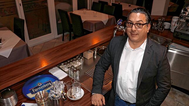 Pasquale Fragale führt künftig in Donaueschingen das &bdquo;Quellhöfle&ldquo; als Ristorante/Pizzeria und Enoteca.