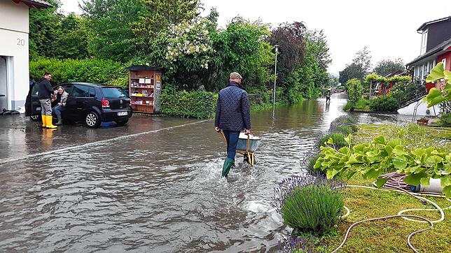 Hochwasser im Juni in der Markgrafenstraße in Stefansfeld. „Ich bin stolz, wie unsere Gemeinde in schwierigen Zeiten zusammengehalten ...