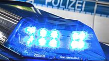 Die Polizei sucht Zeugen zu einer Unfallflucht auf der B 314 bei Ofteringen am vergangenen Montag (Symbolbild).
