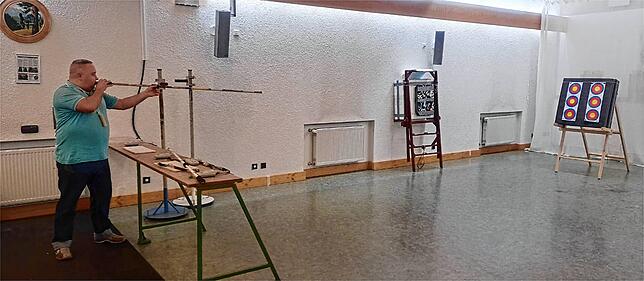 Bild 2: Retro-Sport begeistert: So funktioniert Blasrohrschießen