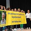 Klare Botschaft: Das Rathaus-Team Wutöschingen gratuliert dem neuen Bürgermeister.