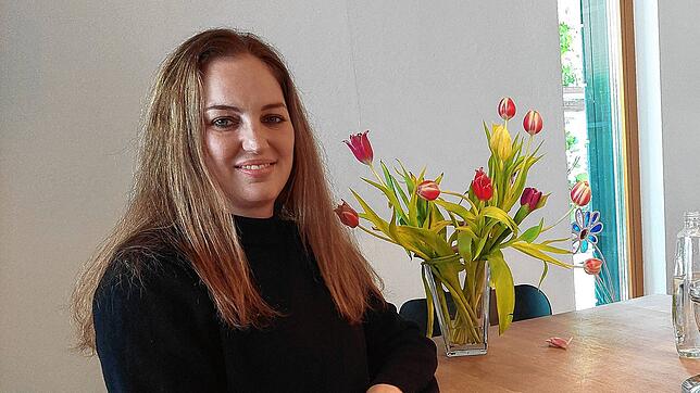 Iris Wohlhüter, die sich als Elternbeirätin im Kinderhaus Dreifaltigkeit einbringt, kandidiert als Parteilose auf der SPD-Liste. Hier ...