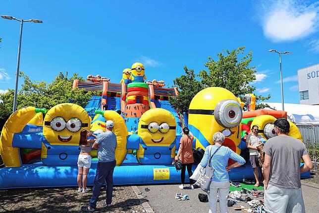 Bild 27: XXL-Hüpfburg, Kinderschminken, Entenrennen: So schön war das SÜDKURIER-Sommerfest (Teil 2)